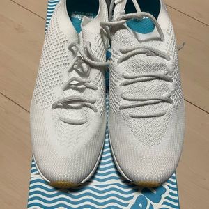Brand New Native Mercury Liteknit US size 9 mens